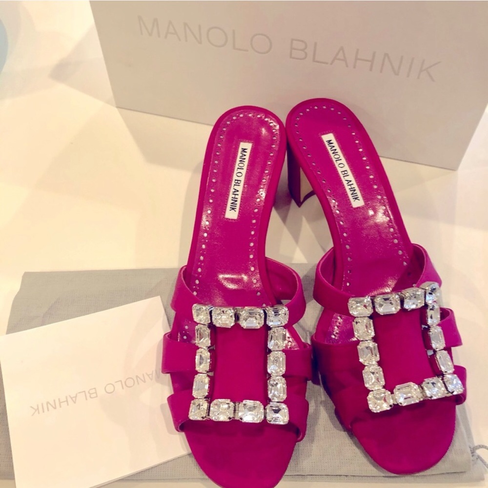 Manolo Blahnik Iluna 50mm New Crepe Buckle Slide sandals (Pink)